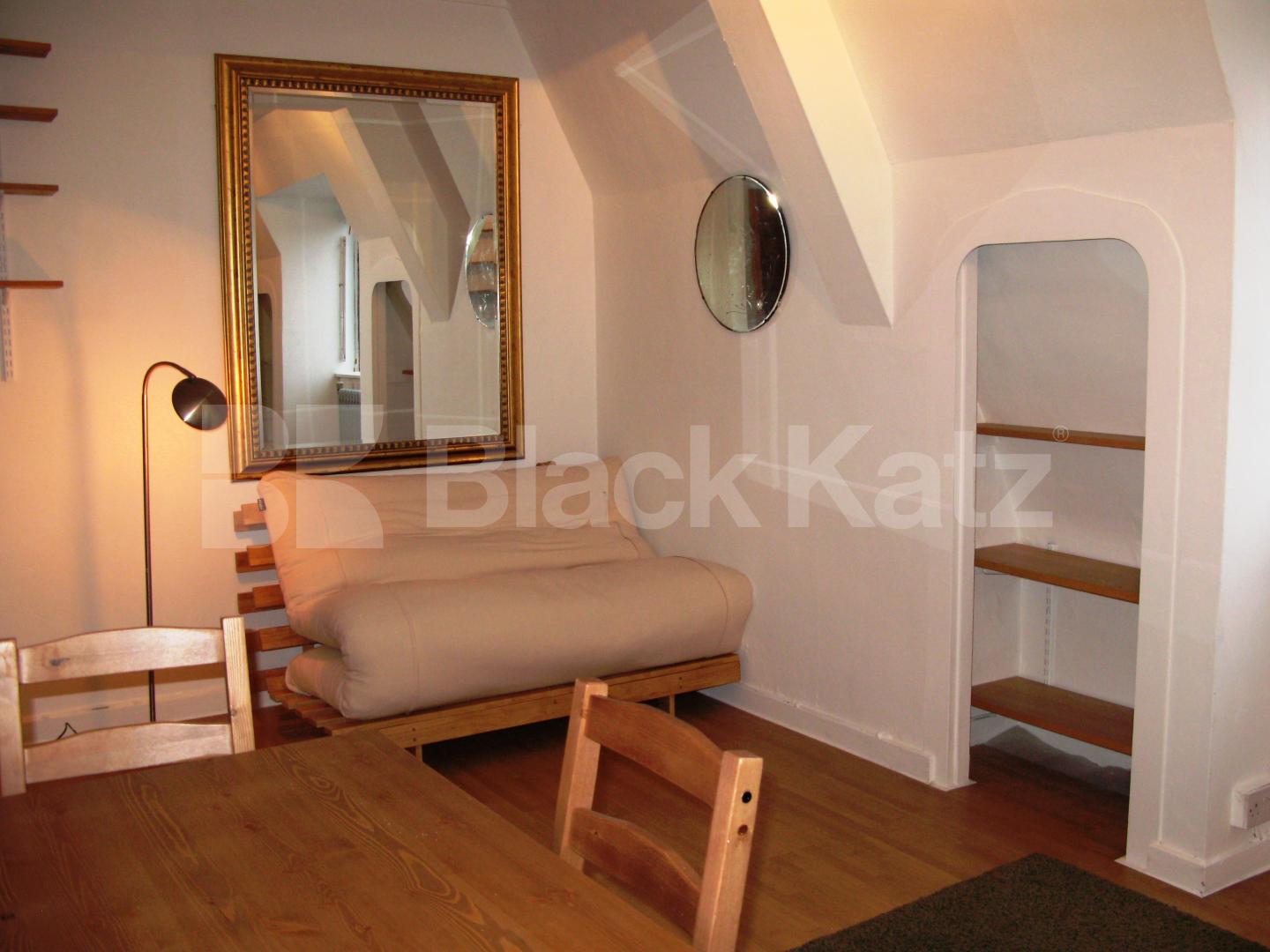 			INCLUSIVE OF BILLS!, Studio Apartment, 1 bath, 1 reception Flat			 Woburn Place, RUSELL SQUARE