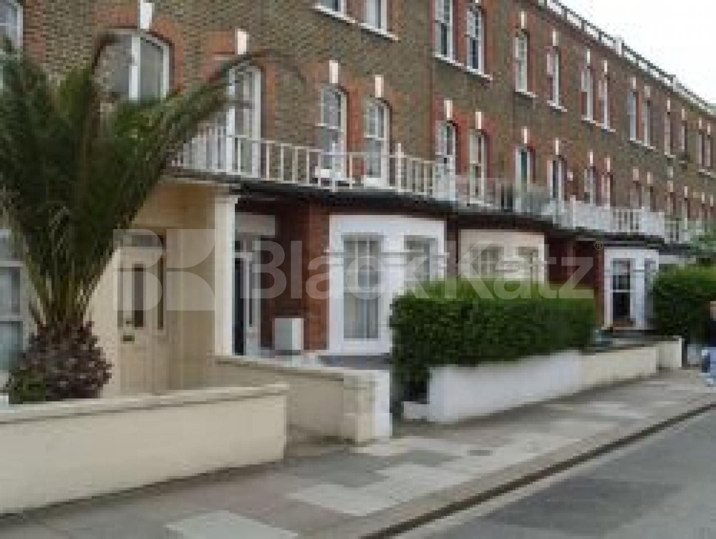 			NEW INSTRUCTION, 1 Bedroom, 1 bath, 1 reception Flat			 St Dunstans Road, Barons Court