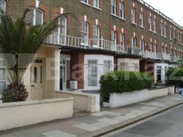 			NEW INSTRUCTION, 1 Bedroom, 1 bath, 1 reception Flat			 St Dunstans Road, Barons Court