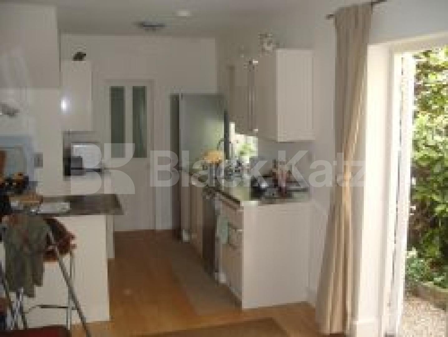 			NEW INSTRUCTION , 2 Bedroom, 1 bath, 1 reception Ground Floor Flat			 Stronsa Road, Wendall Park