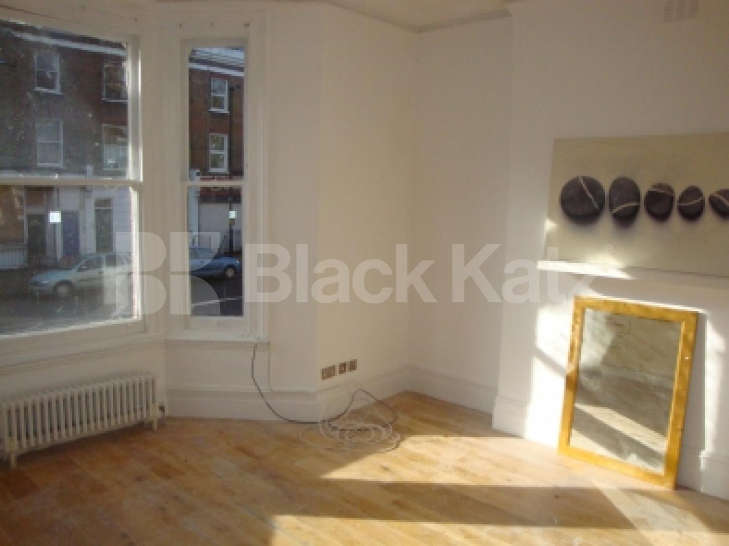 			NEW INSTRUCTION!, 4 Bedroom, 1 bath, 1 reception Flat			 Shirland Road, MAIDA VALE