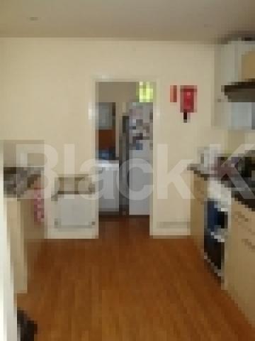 			1 Bedroom, 1 bath, 1 reception Flat			 Sutherland Avenue, MAIDA VALE