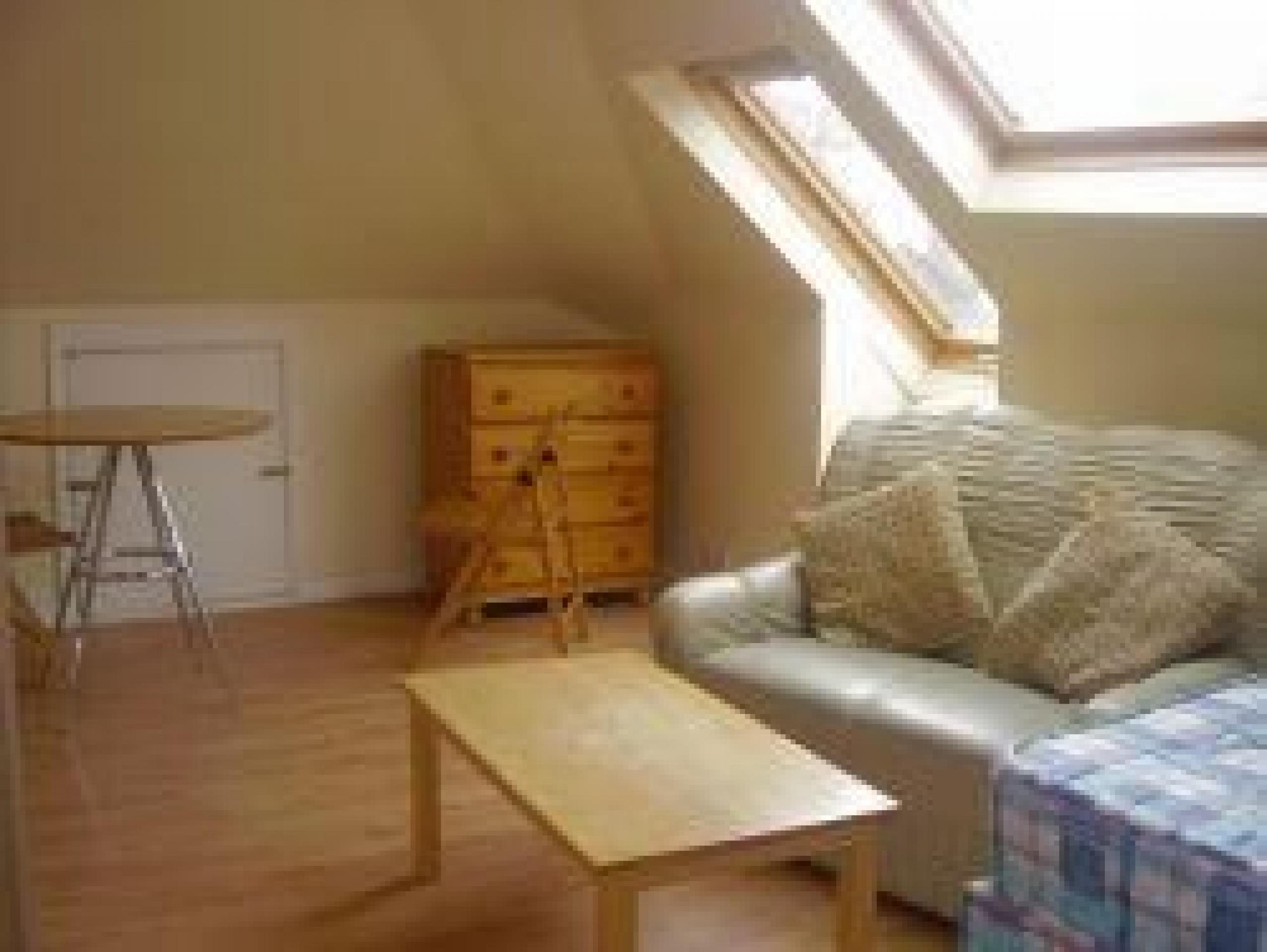 			Studio Apartment, 1 bath, 1 reception Flat			 Shoot Up Hill, KILBURN NW2 NW2