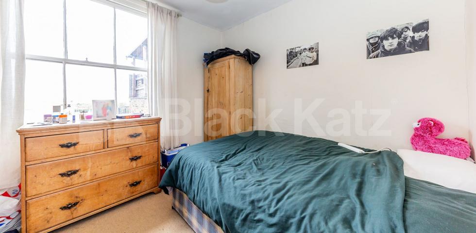 			Lovely 3 bedroom flat close to transport , 3 Bedroom, 1 bath, 1 reception Flat			 Palace Gates Road, ALEXANDRA PALACE