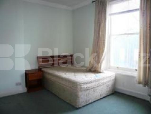 			2 Bedroom, 1 bath, 1 reception Flat			 Sutherland Avenue, MAIDA VALE