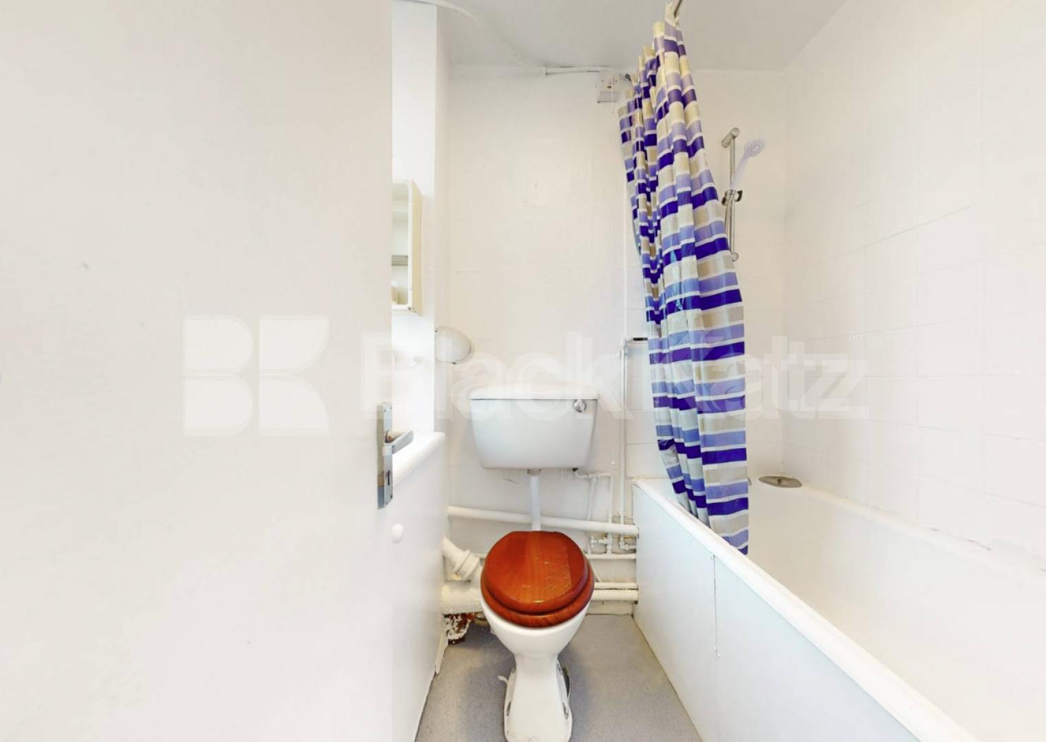 Set on the first floor this spacious studio flat is located close to the local amenities of Kentish Town Road and Camden Gaisford Street, Northumberland House Gaisford Street, NW5,  Northumberland House Gaisford Street