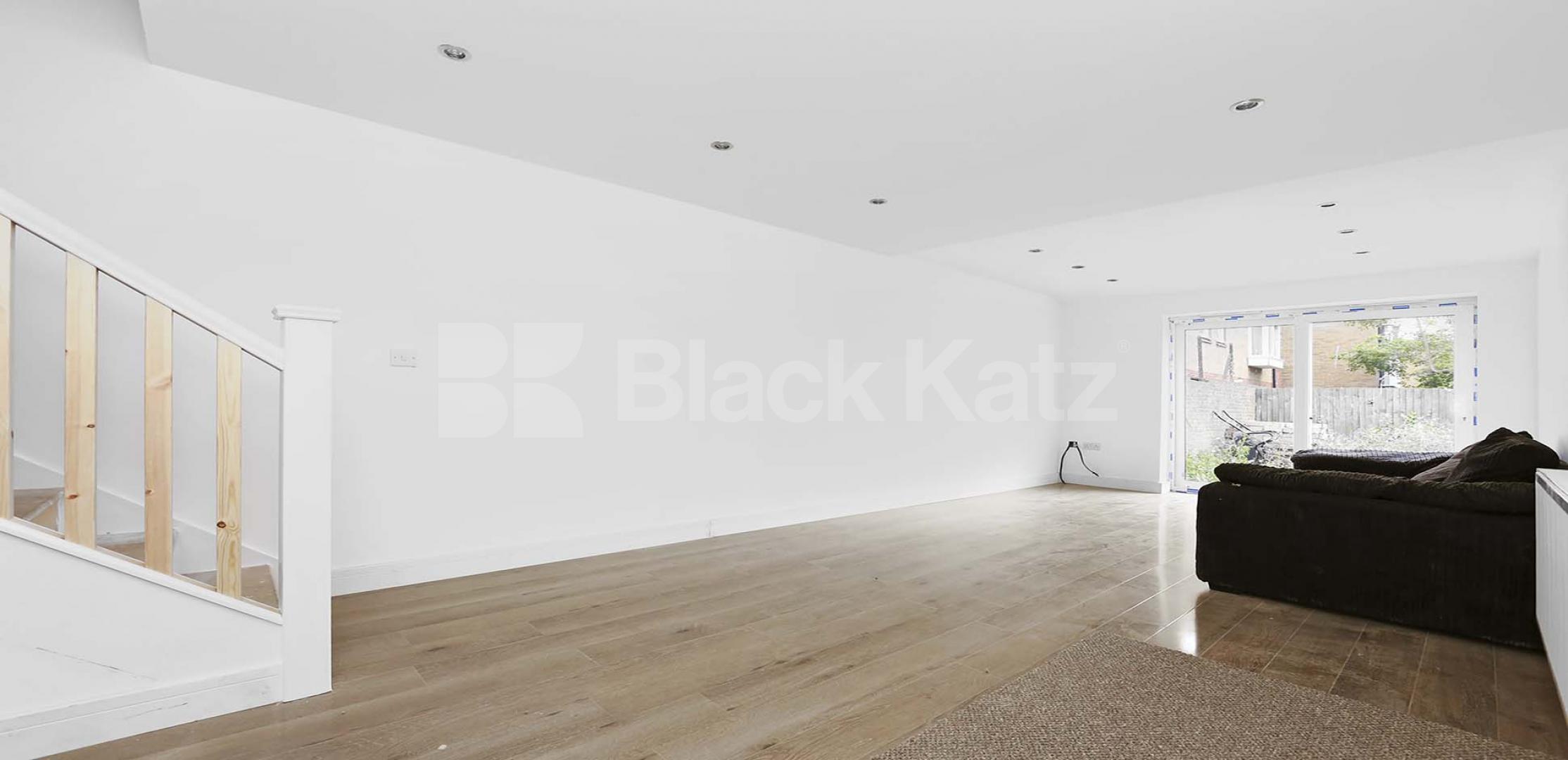 			UNDER OFFER , 3 Bedroom, 1 bath, 1 reception House			 Colegrove Road , Peckham 