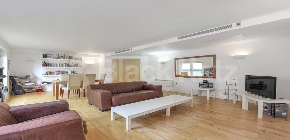 			UNDER OFFER, 3 Bedroom, 1 bath, 1 reception Penthouse			 Great Dover Street, Borough/London Bridge