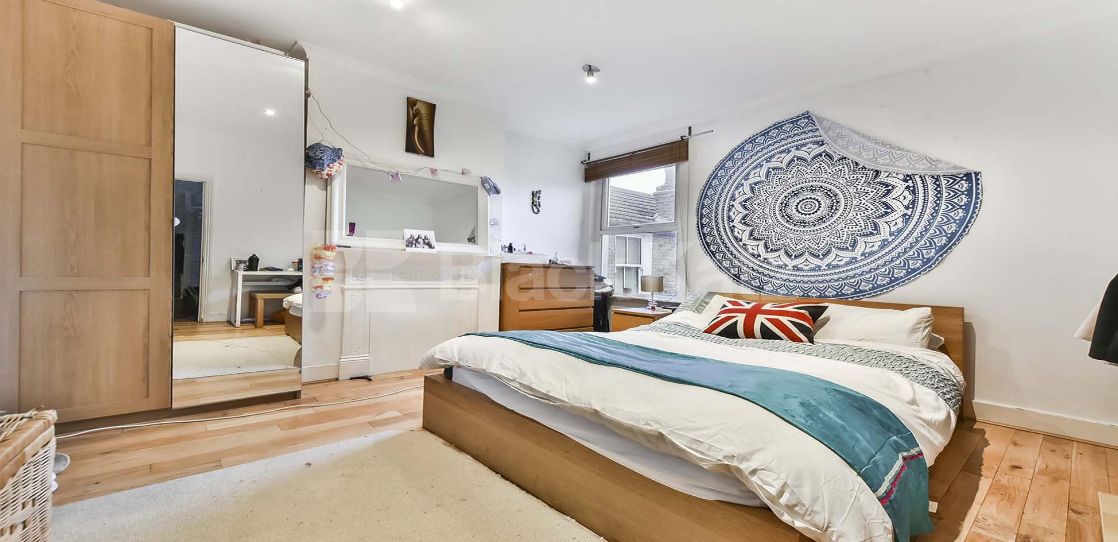 			UNDER OFFER , 4 Bedroom, 1 bath, 1 reception Maisonette			 Radbourne Road, Clapham South/Balham 