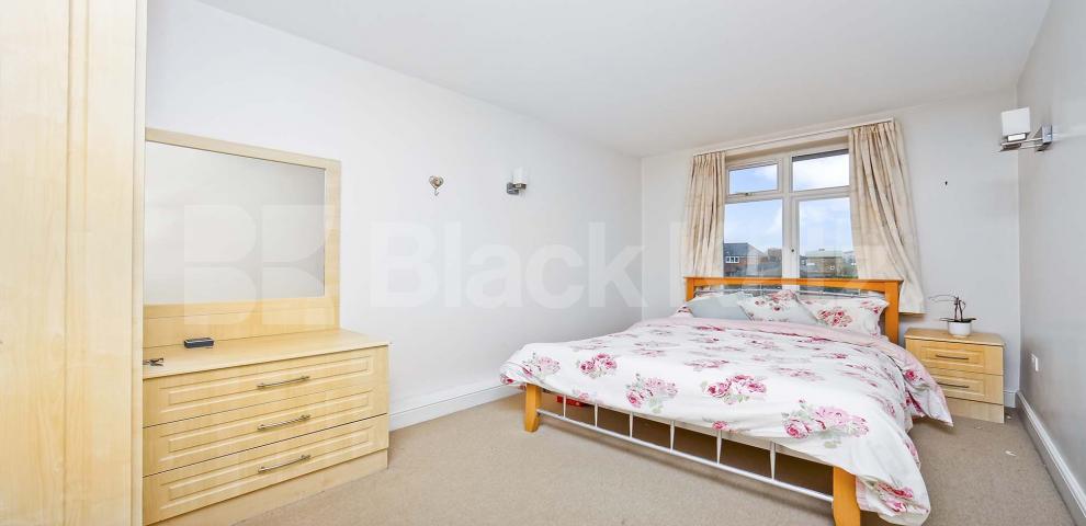 			UNDER OFFER, 2 Bedroom, 1 bath, 1 reception Apartment			 Farnan Road  , Streatham