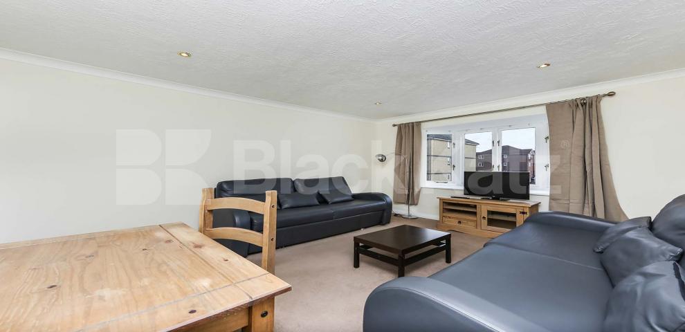 			NEW INSTRUCTION (Includes Parking)., 2 Bedroom, 1 bath, 1 reception Penthouse			 Sheppard Drive, Bermondsey