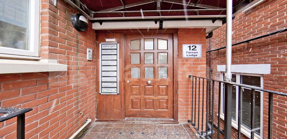 			NEW INSTRUCTION , 2 Bedroom, 1 bath, 1 reception Apartment			 Farnan Road  , Streatham