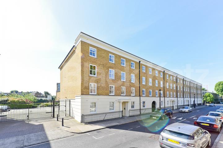 Boasting size, quality & location Bentham House.Falmouth Road, Borough/London Bridge