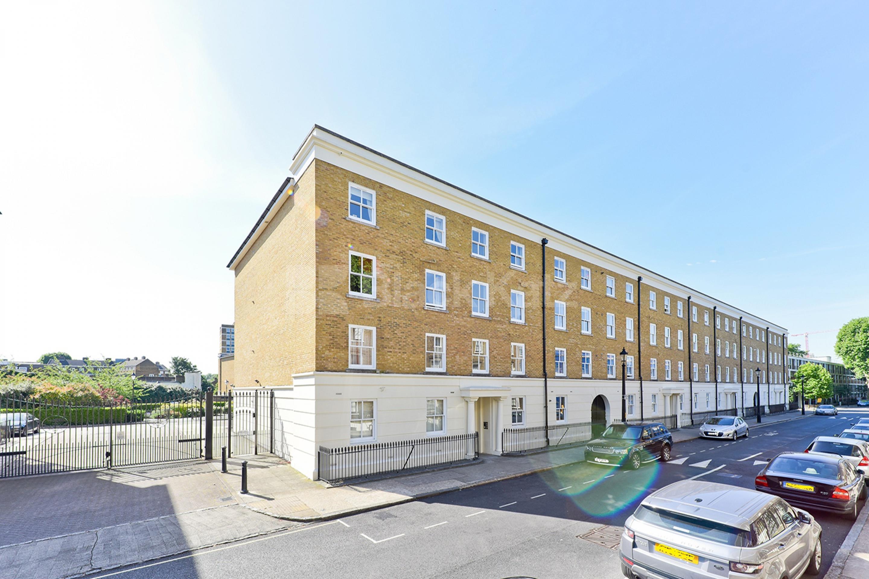 Boasting size, quality & location Bentham House.Falmouth Road, Borough/London Bridge SE1