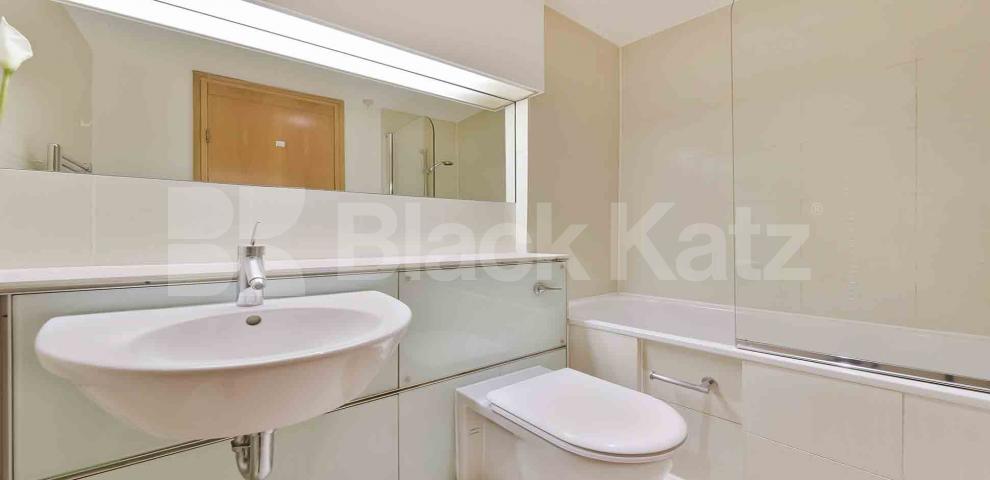 			NEW INSTRUCTION , 1 Bedroom, 1 bath, 1 reception Apartment			 Parliament View, Lambeth Bridge, Waterloo