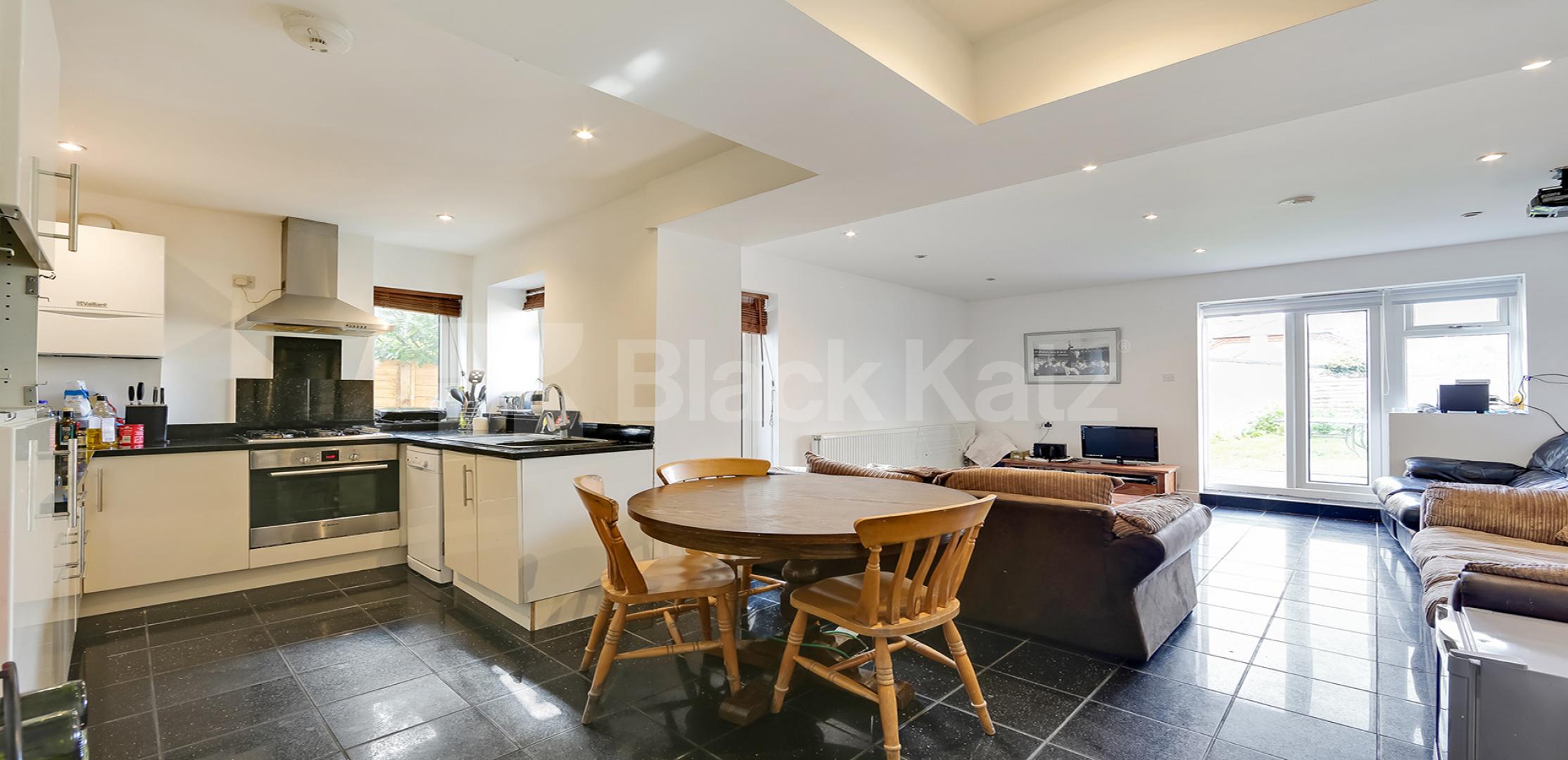 			NEW INSTRUCTION , 4 Bedroom, 2 bath, 1 reception Apartment			 Cavendish Road, Clapham South 