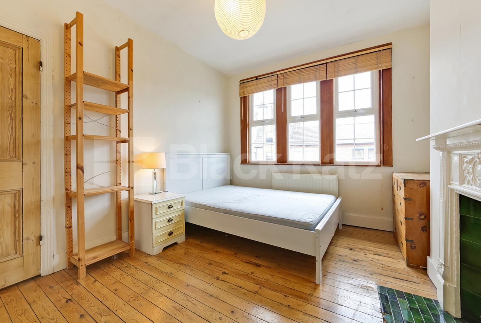 Top floor conversion, bright and airy with additional study room Lyham Road, Clapham Park