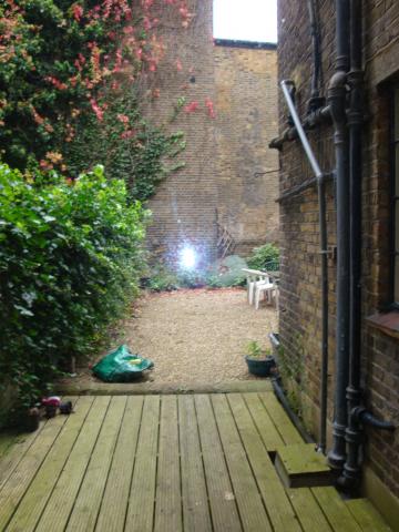 			Spacious garden flat, 1 Bedroom, 1 bath, 1 reception Flat			 Sutherland Avenue, MAIDA VALE