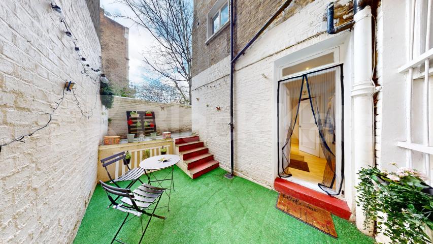 Spacious one bed with access to a garden mins to tube & shops Sutherland Avenue, Maida Vale