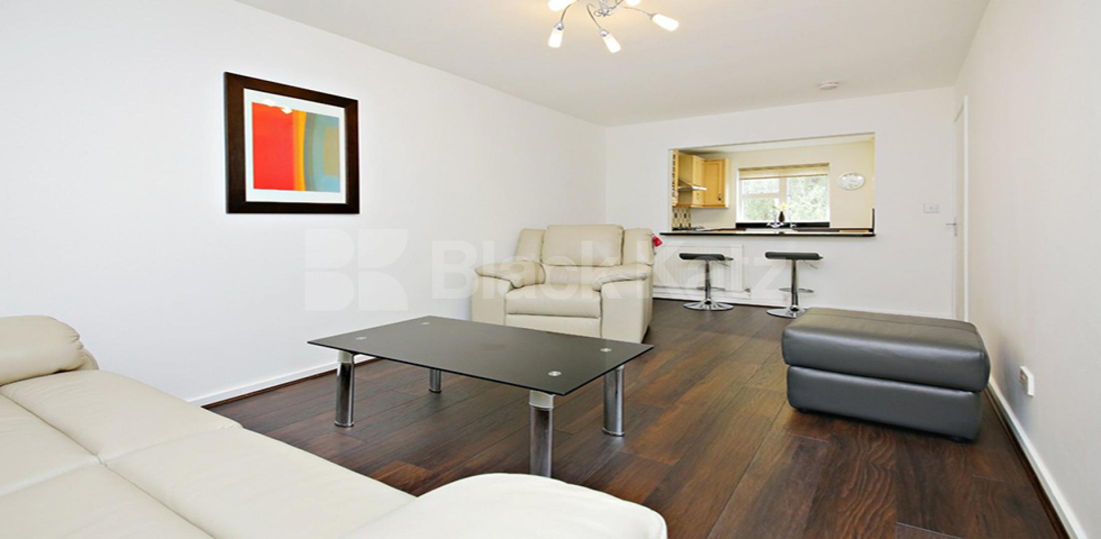 			STUNNING 2 BED !, 2 Bedroom, 1 bath, 1 reception Flat			 Tavistock Crescent, PORTOBELLO / WESTBOURNE PARK
