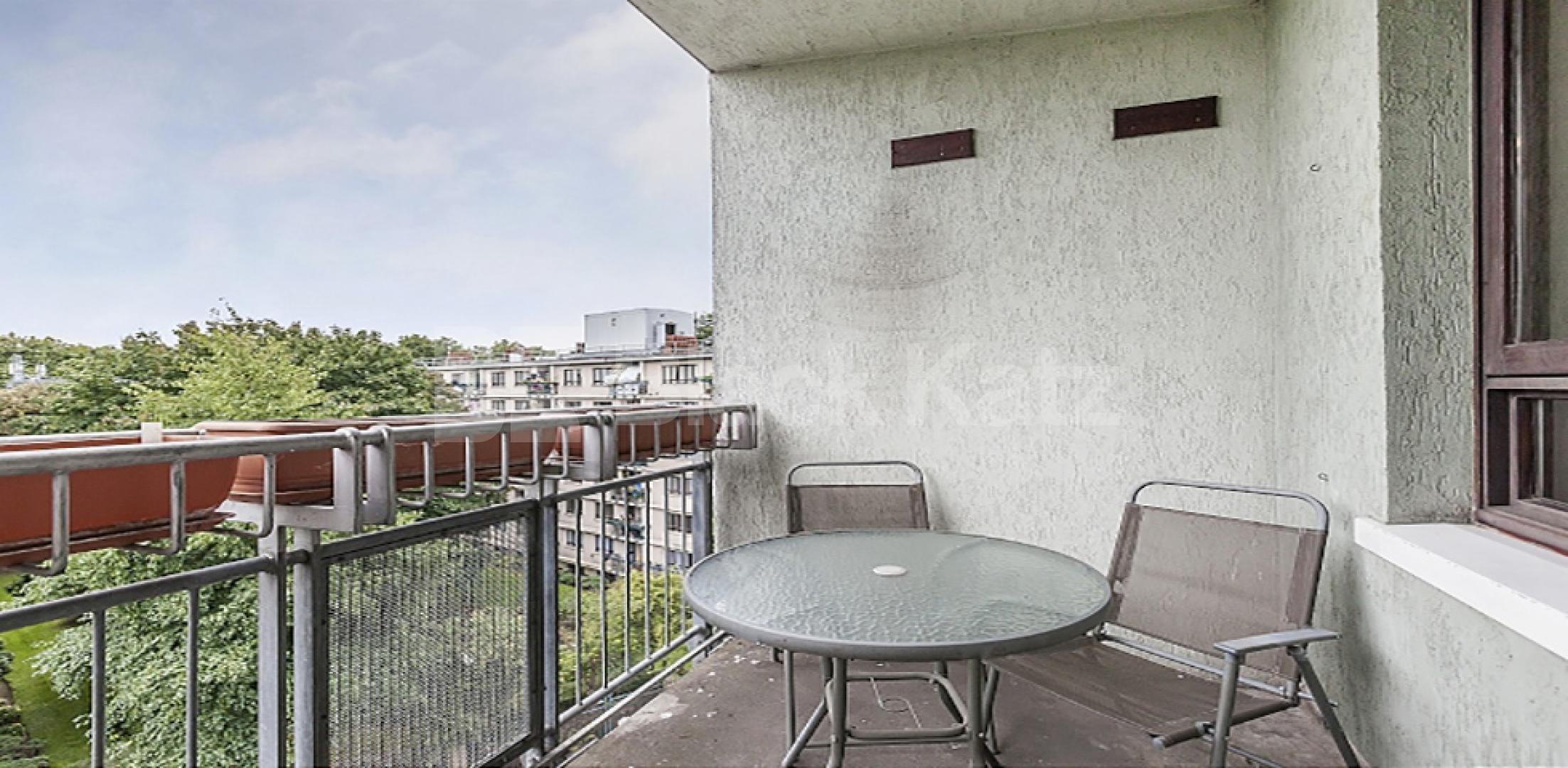 			NEW INSTRUCTION!, 2 Bedroom, 1 bath, 1 reception Flat			 Birkenhead Street, KINGS CROSS