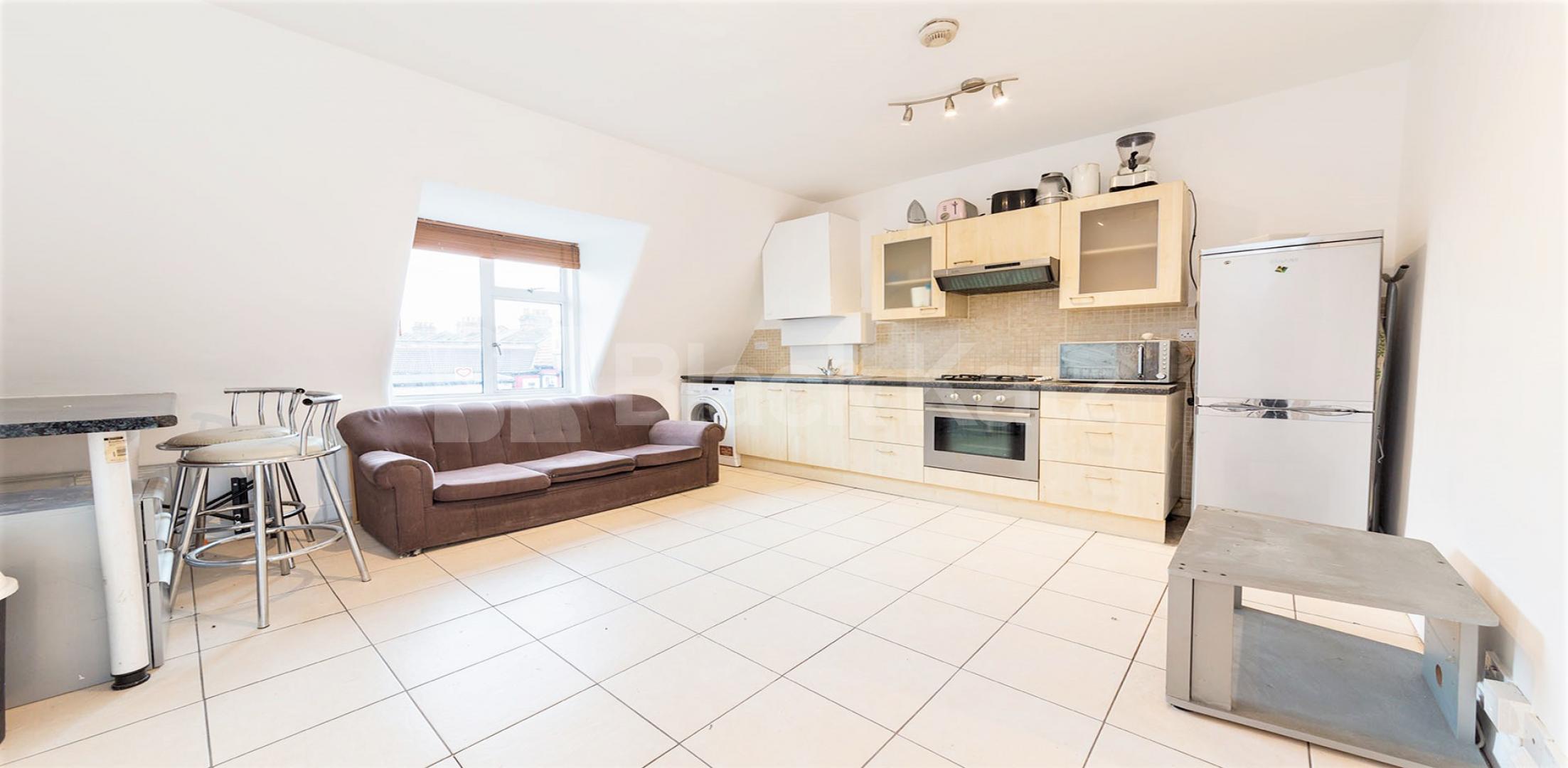 			2 Bedroom, 1 bath, 1 reception 			 High Road, London, NW10,  London