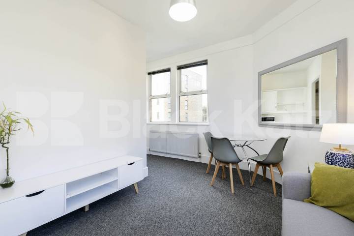 			1 Bedroom, 1 bath, 1 reception 			 Fulham High Street,  London  SW6