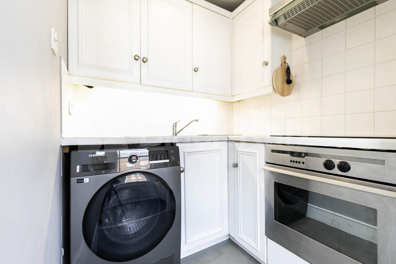 			1 Bedroom, 1 bath, 1 reception 			 Fulham High Street, London, SW6,  London