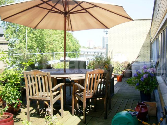 			NEW INSTRUCTION!, 2 Bedroom, 1 bath, 1 reception Flat			 Porchester Terrace North, BAYSWATER