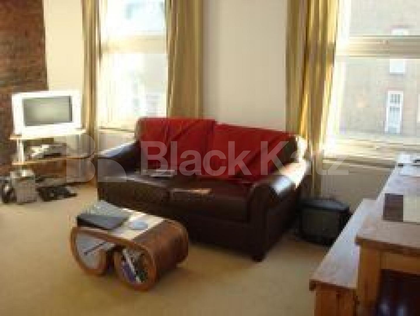 			New instruction, 2 Bedroom, 1 bath, 1 reception Flat			 Tollington Road, Holloway