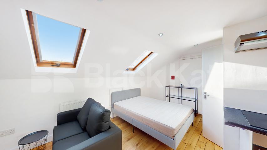 An excellent studio apartment set on the top floor of beautifully presented period building located on the border of West Hampstead and Kilburn.The property is flooded with natural light and is completed to a high standard throughout.You are ideally  Quex Road, London, NW6,  London