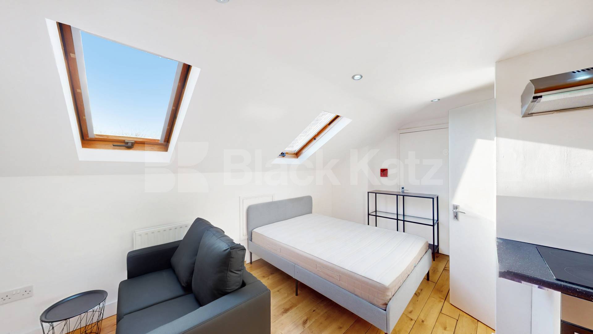 An excellent studio apartment set on the top floor of beautifully presented period building located on the border of West Hampstead and Kilburn.The property is flooded with natural light and is completed to a high standard throughout.You are ideally  Quex Road, London, NW6,  London