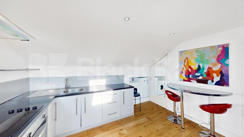 An excellent studio apartment set on the top floor of beautifully presented period building located on the border of West Hampstead and Kilburn.The property is flooded with natural light and is completed to a high standard throughout.You are ideally  Quex Road, London, NW6,  London