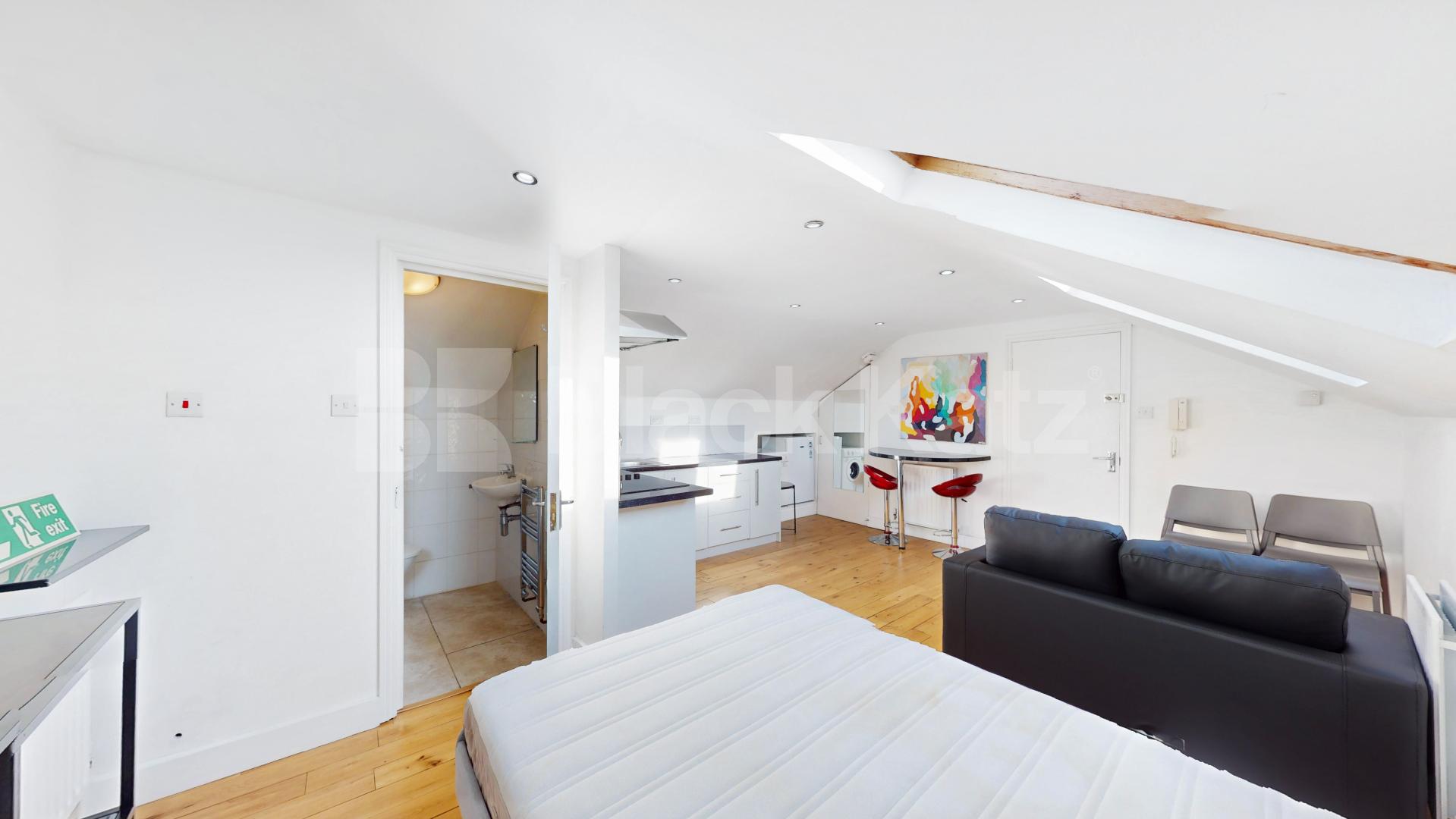 An excellent studio apartment set on the top floor of beautifully presented period building located on the border of West Hampstead and Kilburn.The property is flooded with natural light and is completed to a high standard throughout.You are ideally  Quex Road, London, NW6,  London