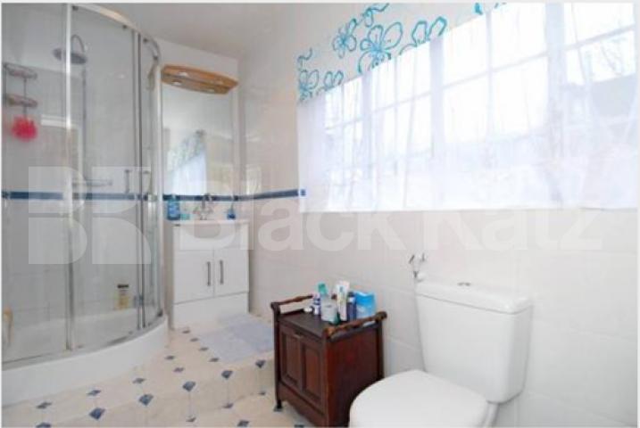 			NEW INSTRUCTION, 1 Bedroom, 1 bath, 1 reception Flat			 Hammersmith Road, Kensington Olympia