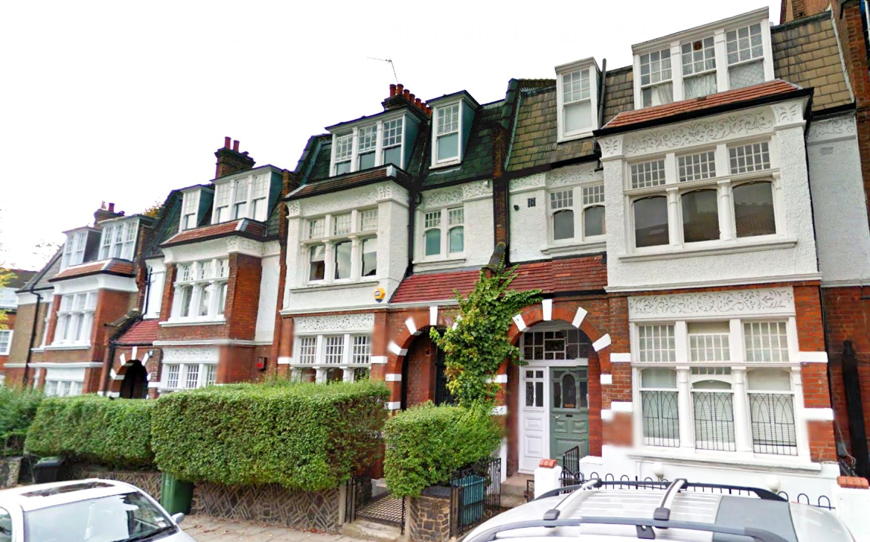 			NEW INSTRUCTION, 1 Bedroom, 1 bath, 1 reception Flat			 Glenmore Road, BELSIZE PARK