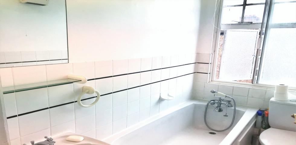 			Studio Apartment, 1 bath, 1 reception Apartment			 Belsize Grove, BELSIZE PARK