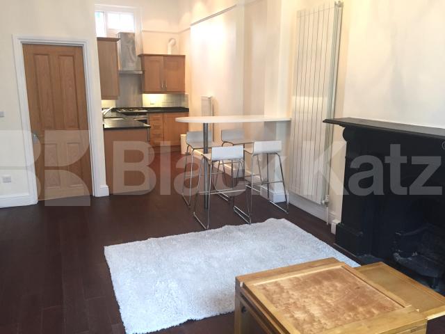 			Studio Apartment, 1 bath, 1 reception Studio			 Westbourne Grove, Bayswater / Westbourne Grove