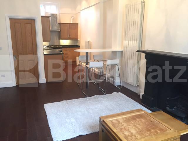 			Studio Apartment, 1 bath, 1 reception Studio			 Westbourne Grove, Bayswater / Westbourne Grove