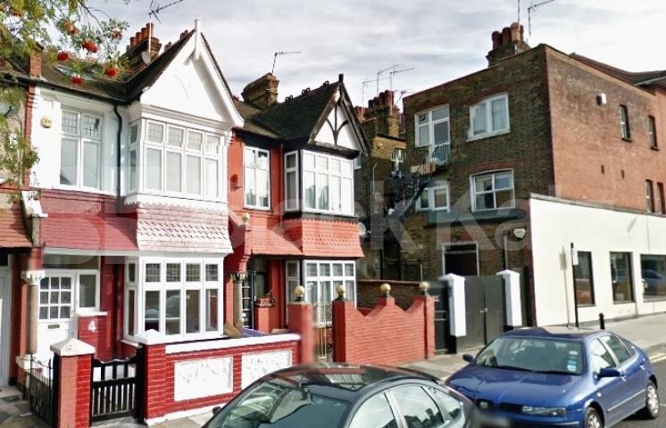 			NEW INSTRUCTION, 2 Bedroom, 1 bath, 1 reception Flat			 Fulham Palace Road, Hammersmith