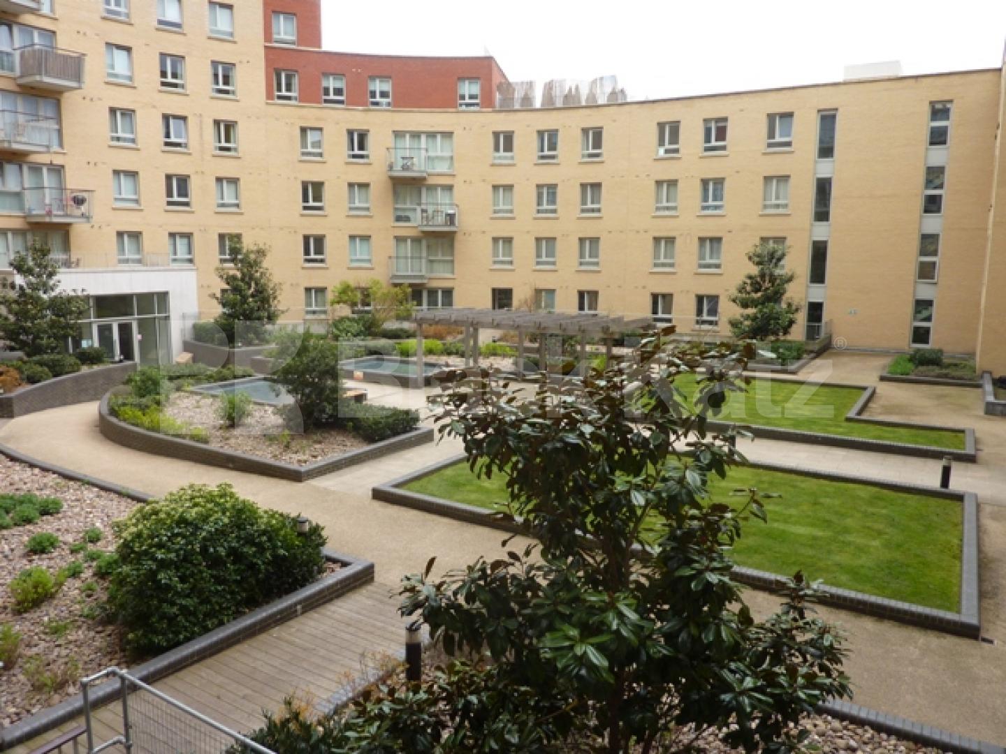 			LET!, 2 Bedroom, 1 bath, 1 reception Flat			 VISION 7, HOLLOWAY N7