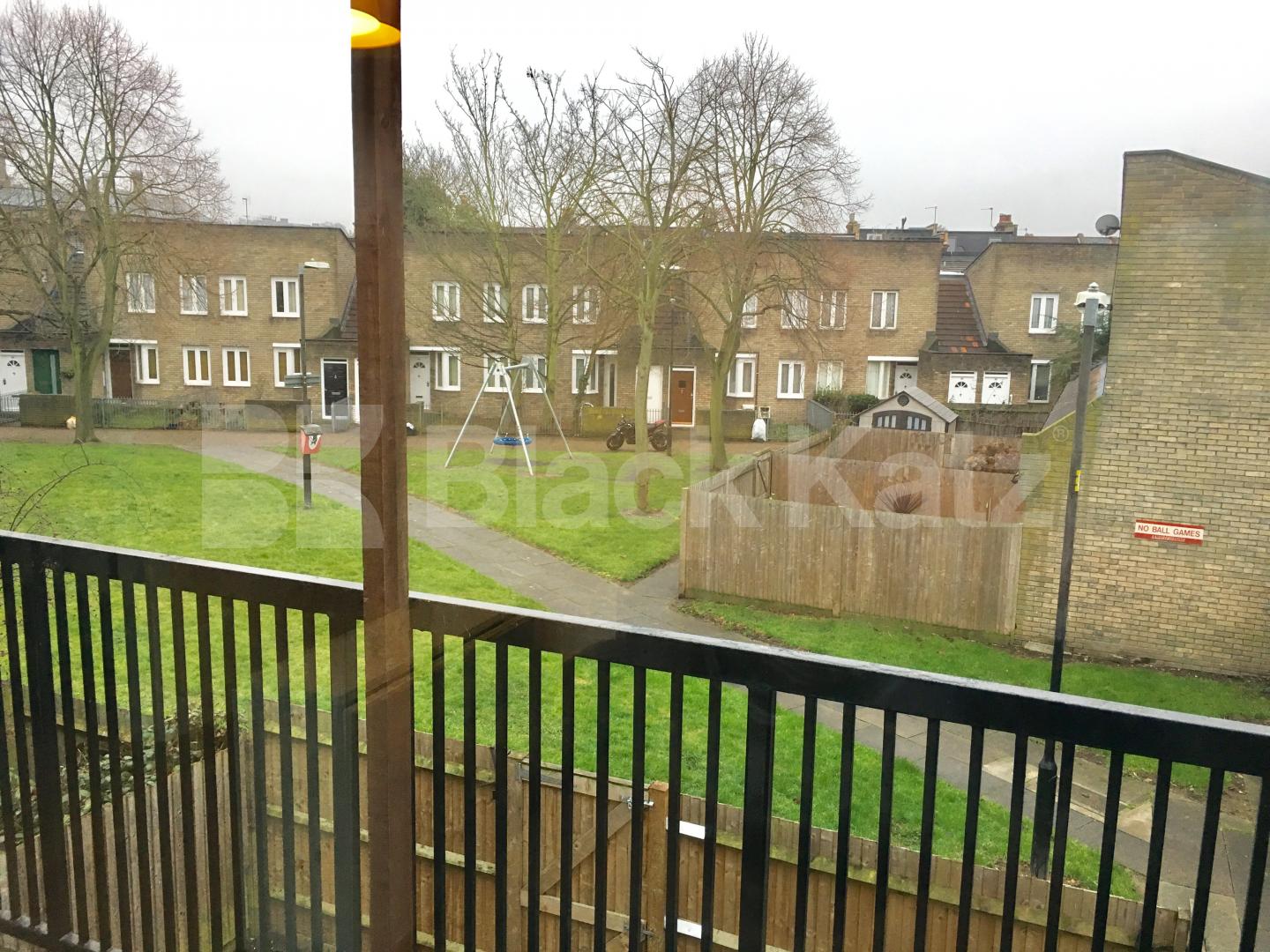 			NEW INSTRUCTION, 1 Bedroom, 1 bath, 1 reception Maisonette			 Loats Road, Clapham  Park