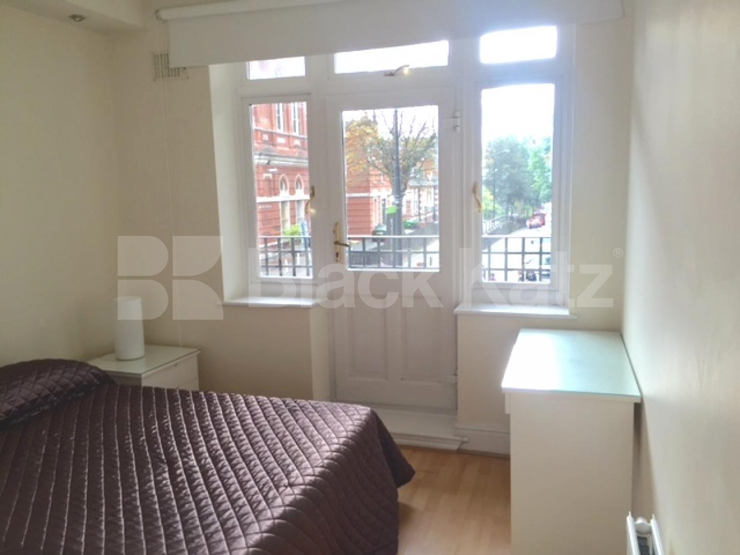 			LARGE 1 BED NEAR HEATH & TUBE!, 1 Bedroom, 1 bath, 1 reception Flat			 Haverstock Hill, BELSIZE PARK