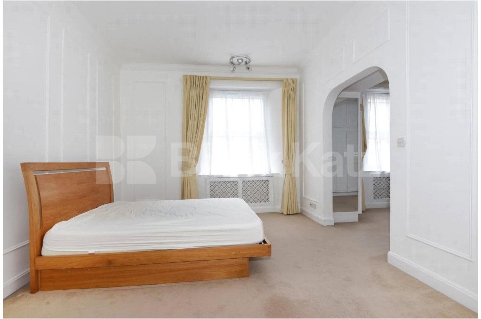 			4 BED / 3 BATH PORTERED MANSION BLOCK!, 4 Bedroom, 1 bath, 1 reception Flat			 St Johns Wood High Street , ST JOHNS WOOD