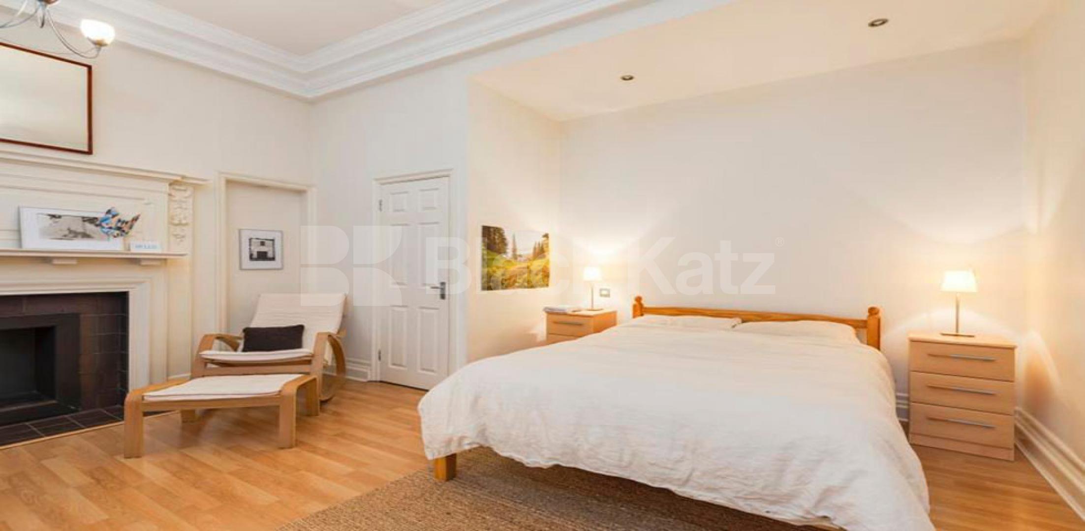 			NEW INSTRUCTION!, Studio Apartment, 1 bath, 1 reception Studio			 Wadham Gardens, PRIMROSE HILL