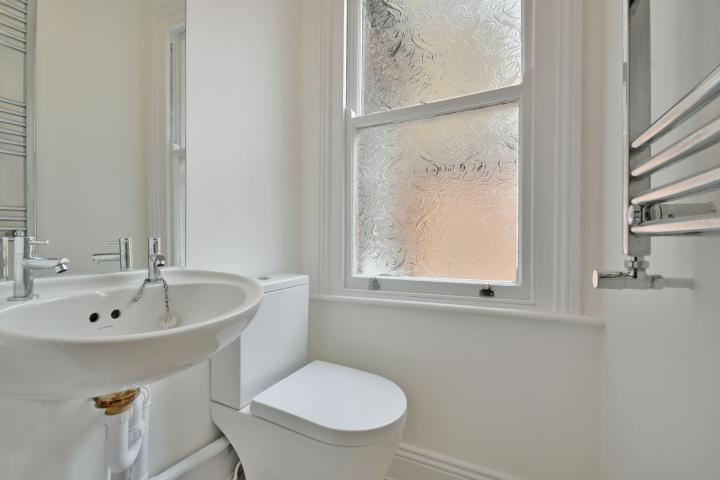 Modern Apartment Russel Road, Hendon