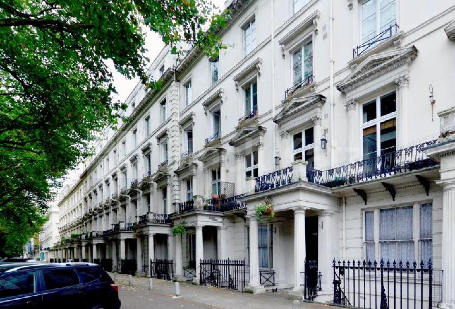 Three bed in Bayswater minutes to Hyde Park Westbourne Terrace, Bayswater / Paddington 