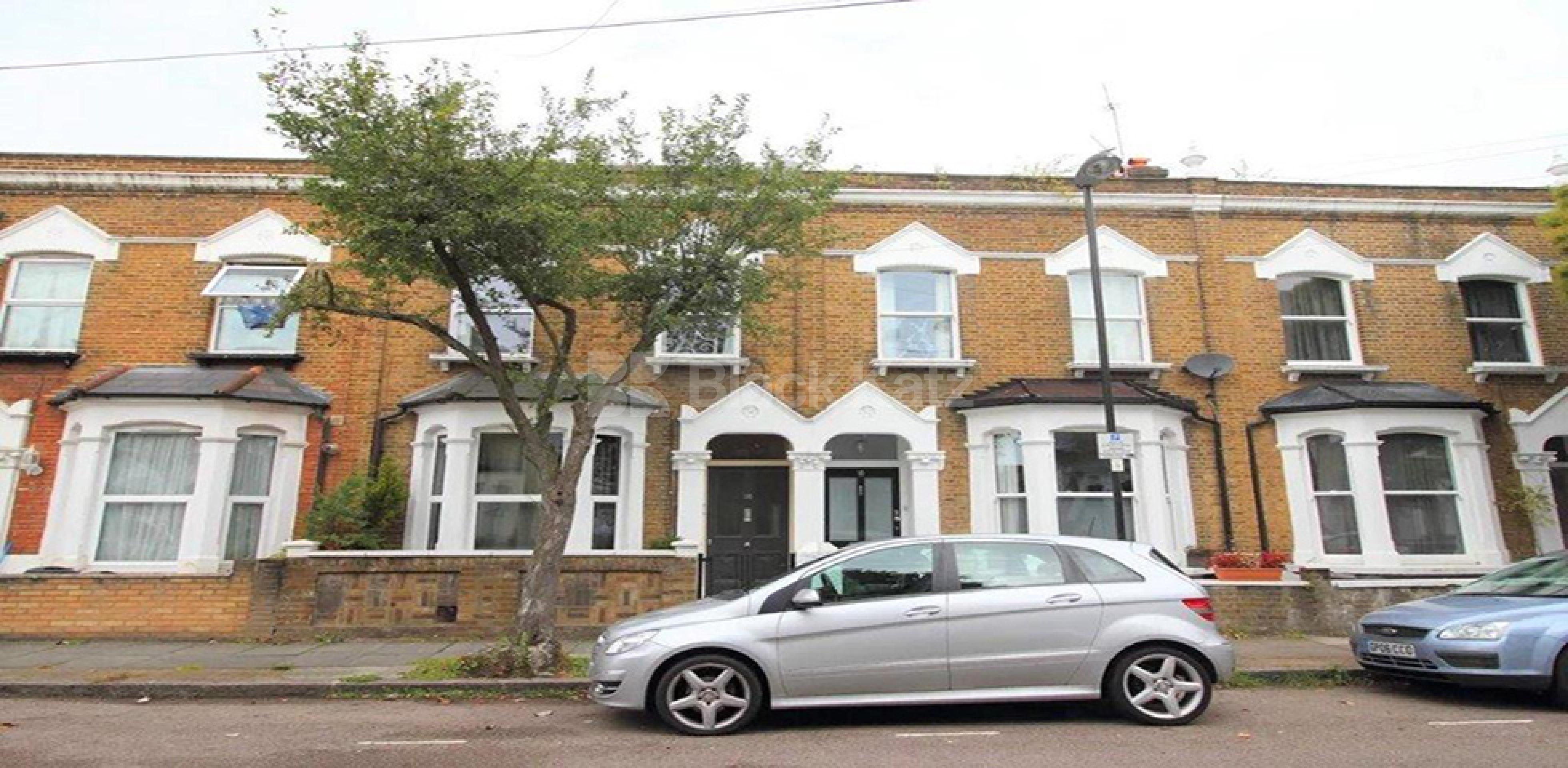 			2 Bedroom, 1 bath, 1 reception Flat			 Wedmore Gardens, TUFNELL PARK N19 N19