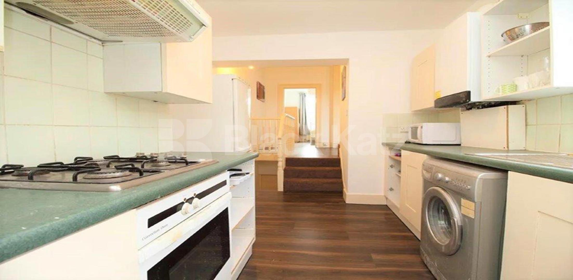 			2 Bedroom, 1 bath, 1 reception Flat			 Wedmore Gardens, TUFNELL PARK N19