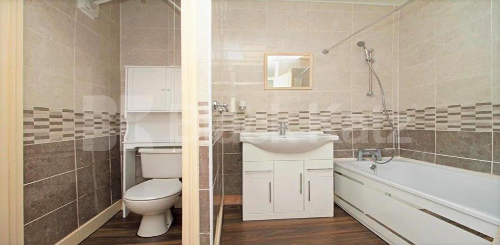 			NEW INSTRUCTION!, 2 Bedroom, 1 bath, 1 reception Flat			 Wedmore Gardens, TUFNELL PARK 